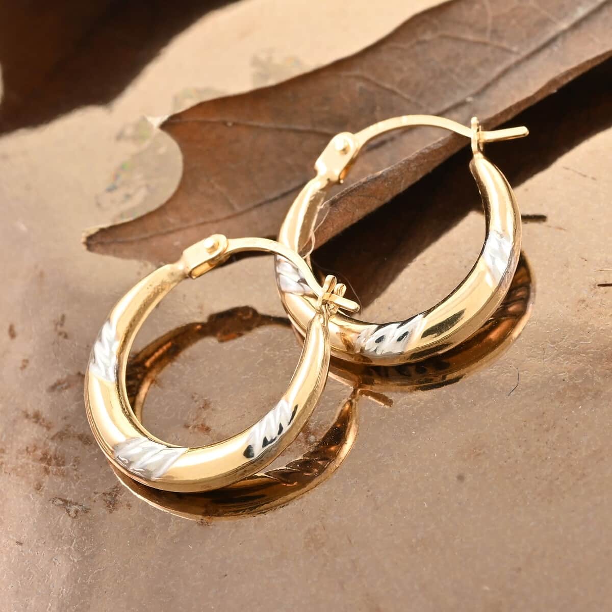 14K Yellow and White Gold Hoop Earrings 0.42 Grams image number 1