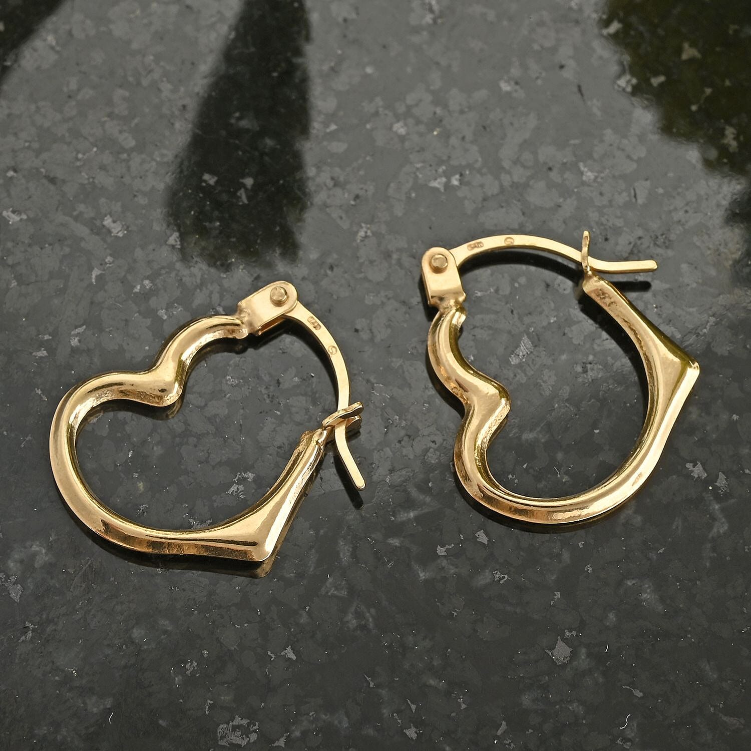14K Yellow Gold Hoop Earrings 0.32 Grams