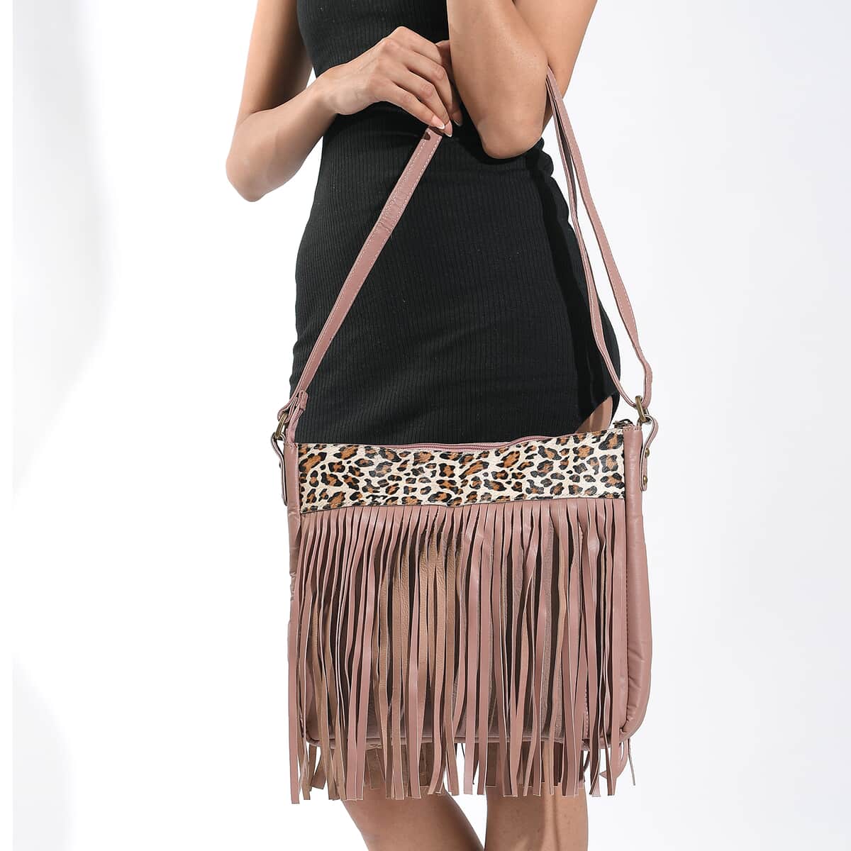 Mauve Genuine Leather Leopard Print RFID Messenger Sling Bag with Fringes and Leather Earrings image number 2