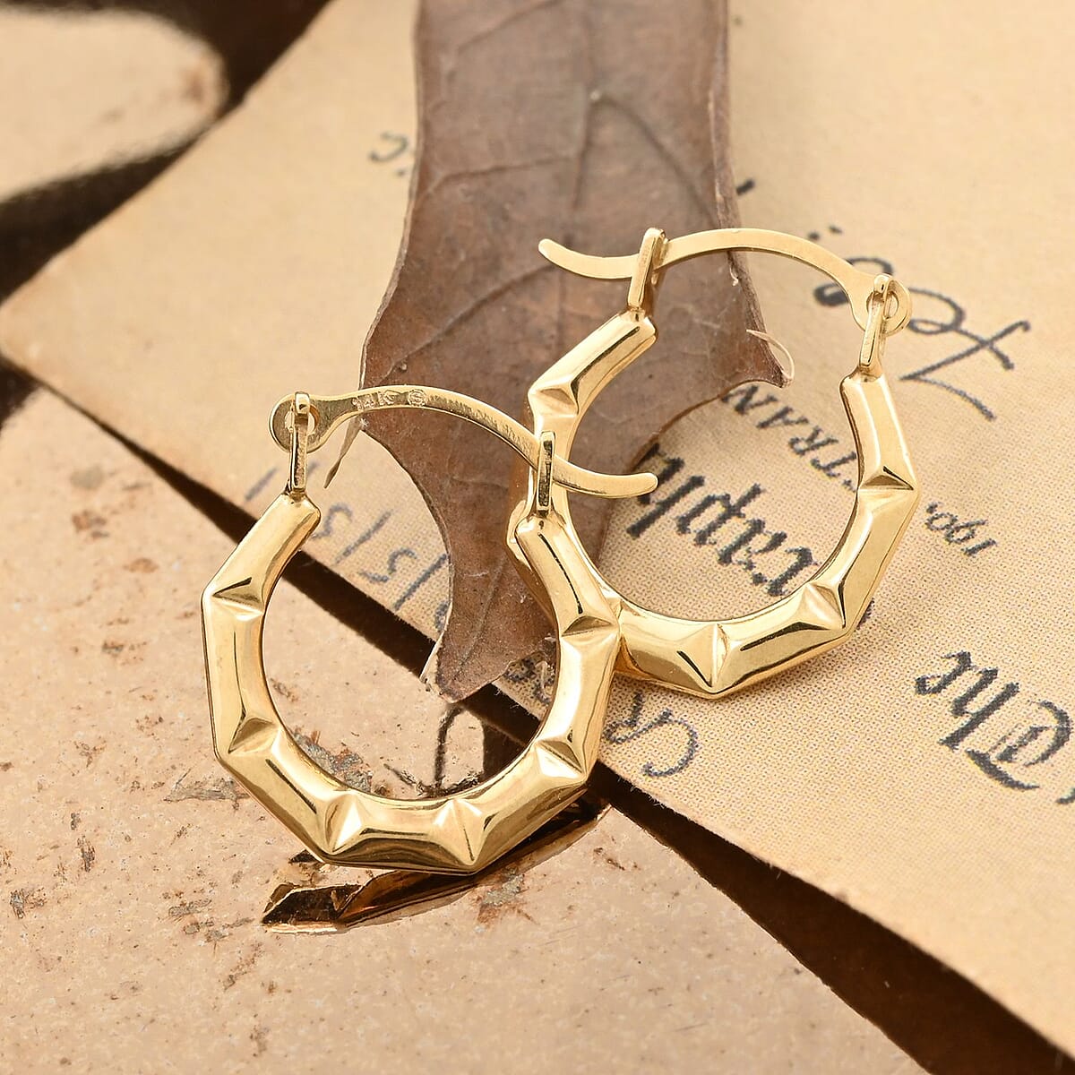 14K Yellow Gold Hoop Earrings 0.34 Grams image number 1