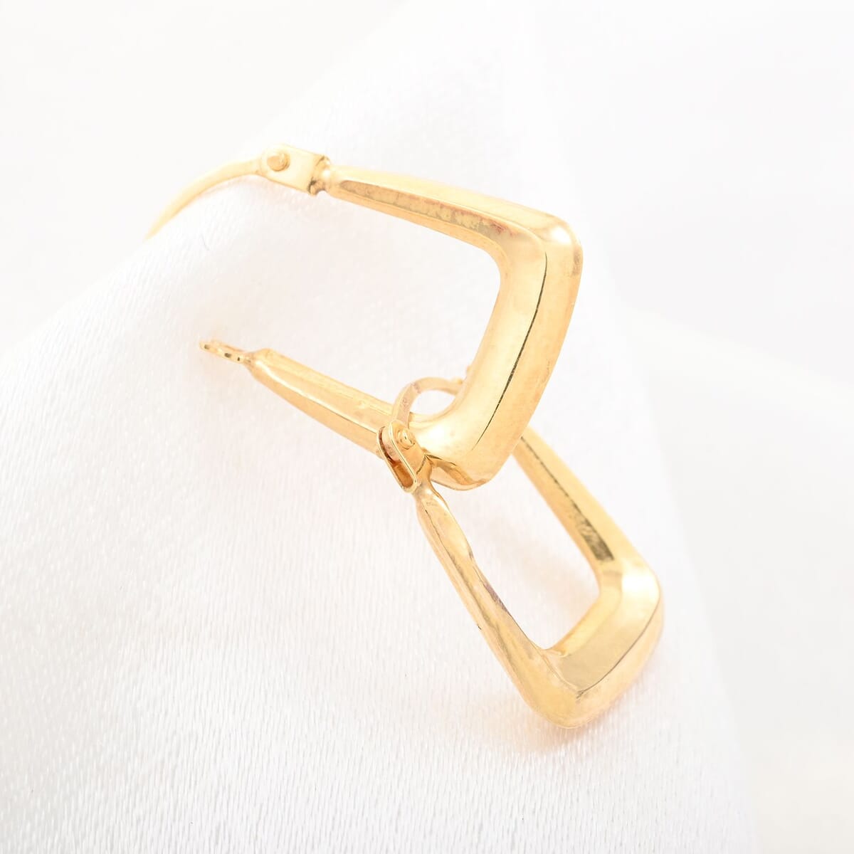 14K Yellow Gold Hoop Earrings 0.42 Grams  image number 1