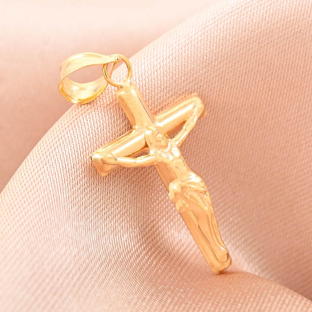 14K Yellow Gold Crucifix Pendant (0.41 g) image number 1