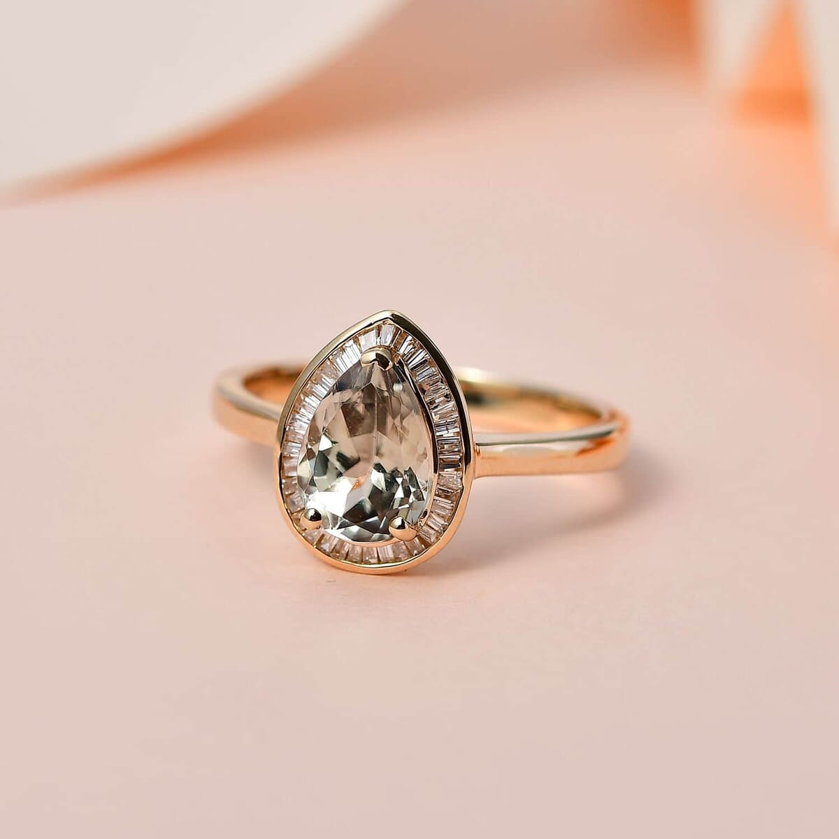 Luxoro AAA Turkizite and G-H I2 Diamond 2.40 ctw Halo Ring in 10K Yellow Gold (Size 6.0) image number 1