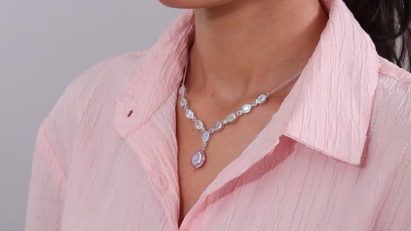 Premium Moon Glow Moonstone and Lotus Garnet Necklace 18-20 Inches in Platinum Over Sterling Silver 8.85 ctw