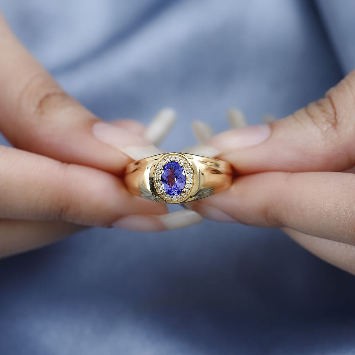 AAA Tanzanite and Natural Yellow Diamond Men's Ring in Vermeil Yellow Gold Over Sterling Silver (Size 10.0) 1.10 ctw image number 2