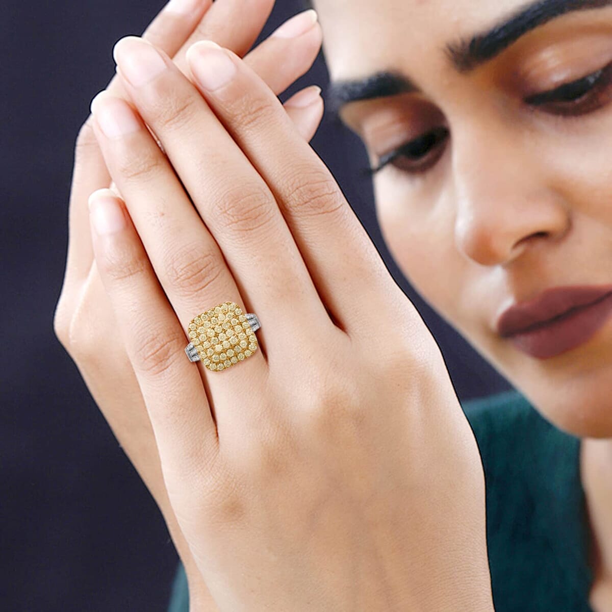 Luxoro 14K White and Yellow Gold Natural Yellow and White Diamond I3 Ring (Size 7.5) 5.30 Grams 2.00 ctw image number 2