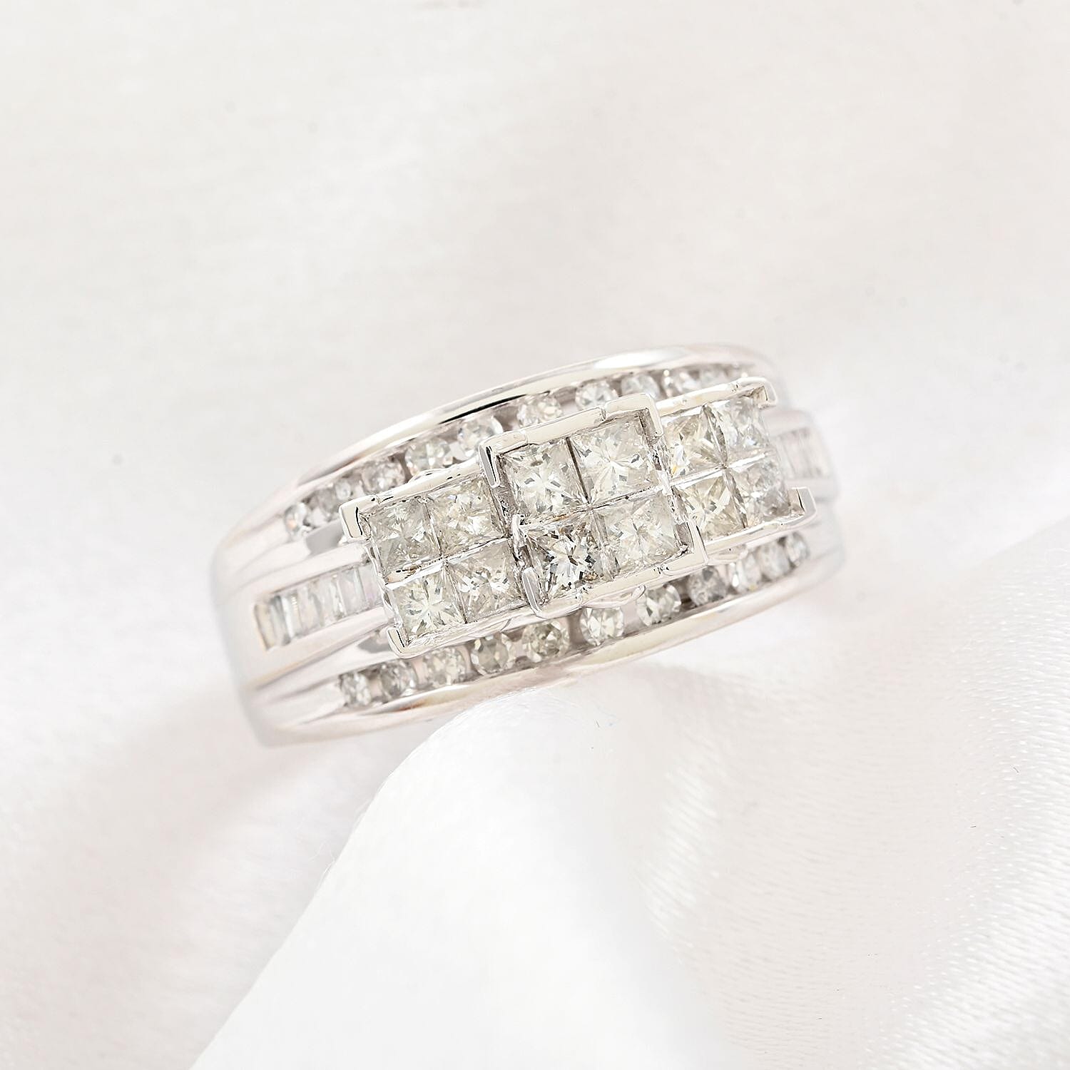 10K White Gold Diamond G-H I2 Ring (Size 6.0) 5.10 Grams 1.00 ctw