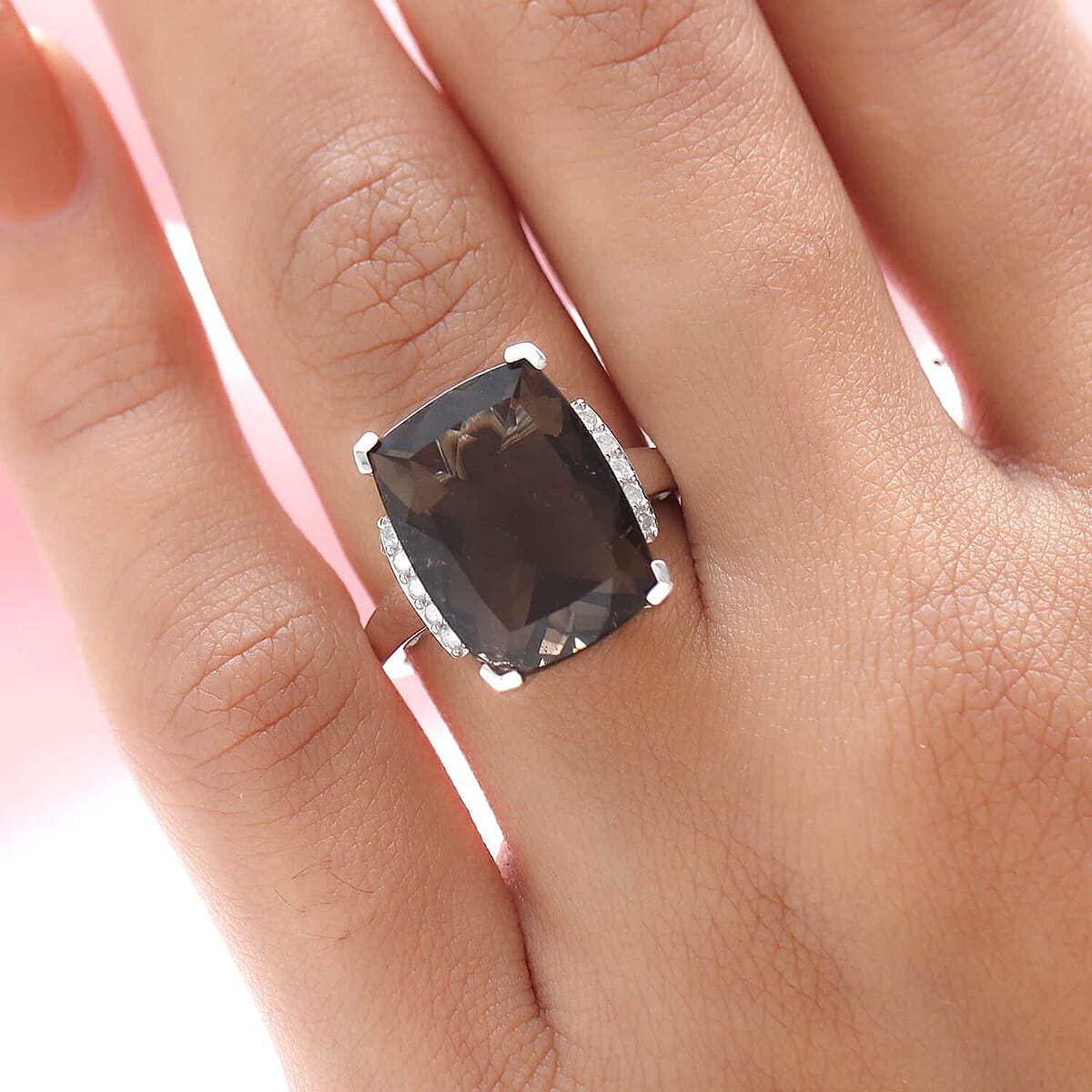 Luxoro 10K White Gold Premium Colombianite and Diamond Ring (Size 9.5) 9.40 ctw image number 2