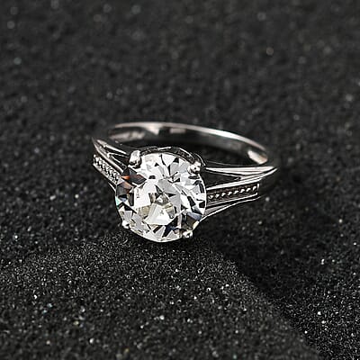 Designer Premium Austrian Crystal Solitaire Ring in Platinum Over Sterling Silver (Size 10.0)