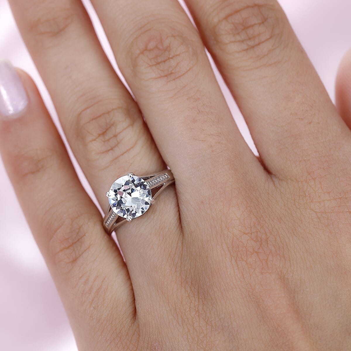 Designer Premium Austrian Crystal Solitaire Ring in Platinum Over Sterling Silver (Size 10.0) image number 2
