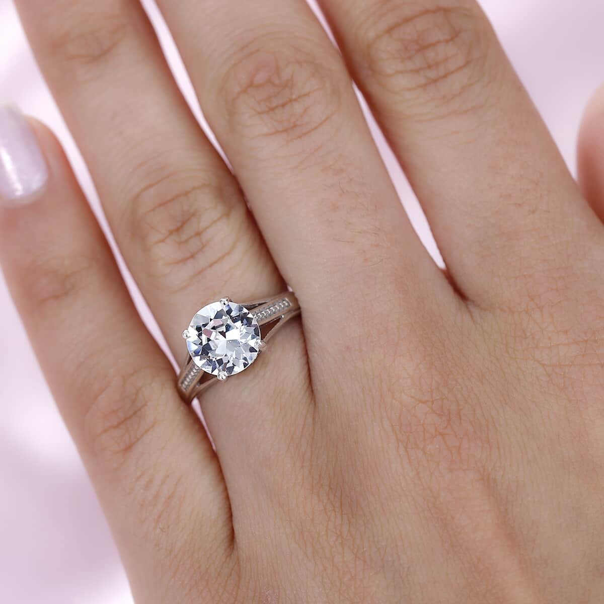 Designer Premium Austrian Crystal Solitaire Ring in Platinum Over Sterling Silver (Size 5.0) image number 2