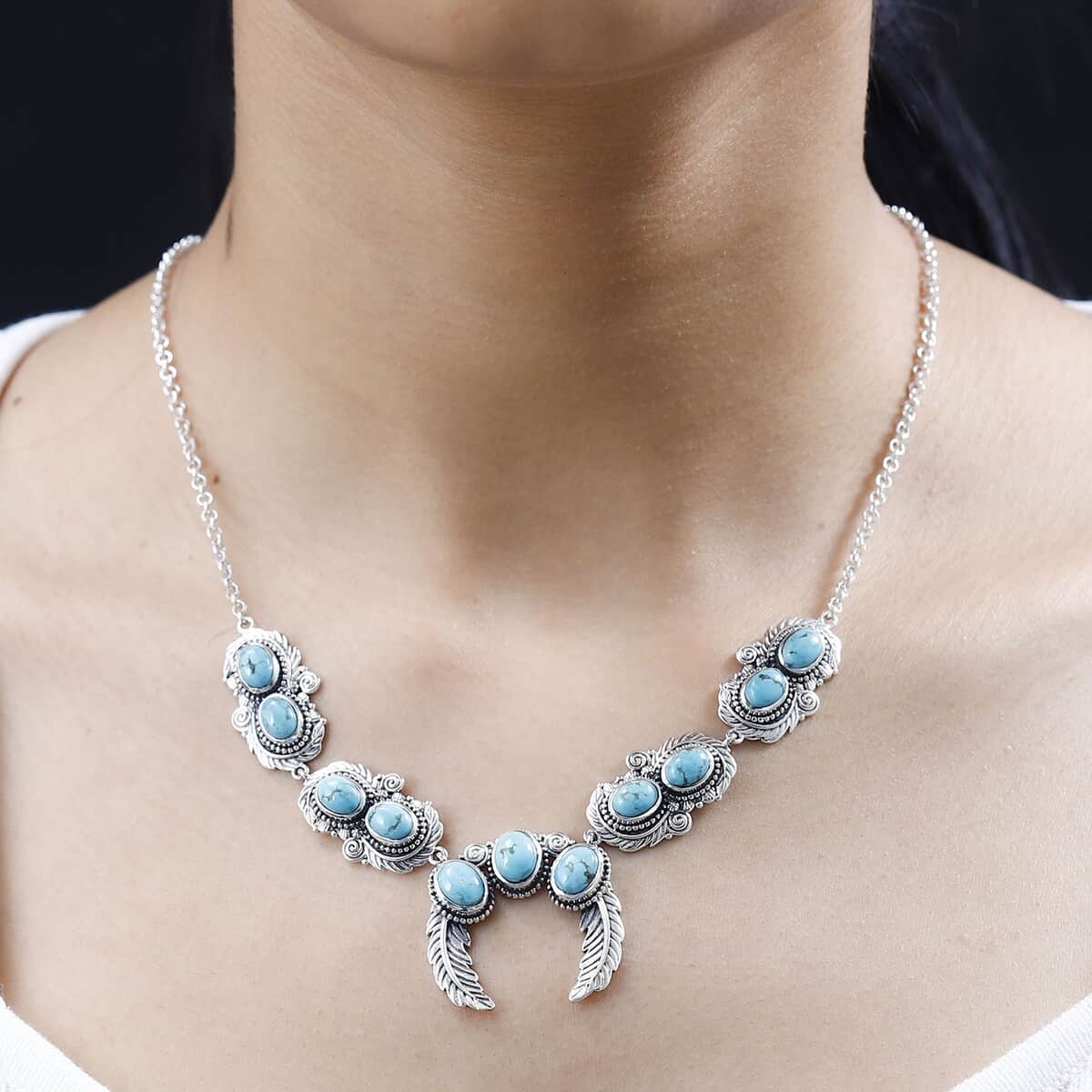 Artisan Crafted Sierra Nevada Turquoise Naja Squash Blossom Necklace 18-20 Inches in Sterling Silver 9.70 ctw image number 2