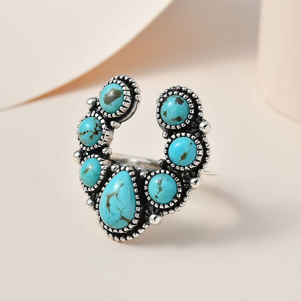 Artisan Crafted Sierra Nevada Turquoise Squash Blossom Ring in Sterling Silver (Size 8.0) 5.65 ctw image number 1