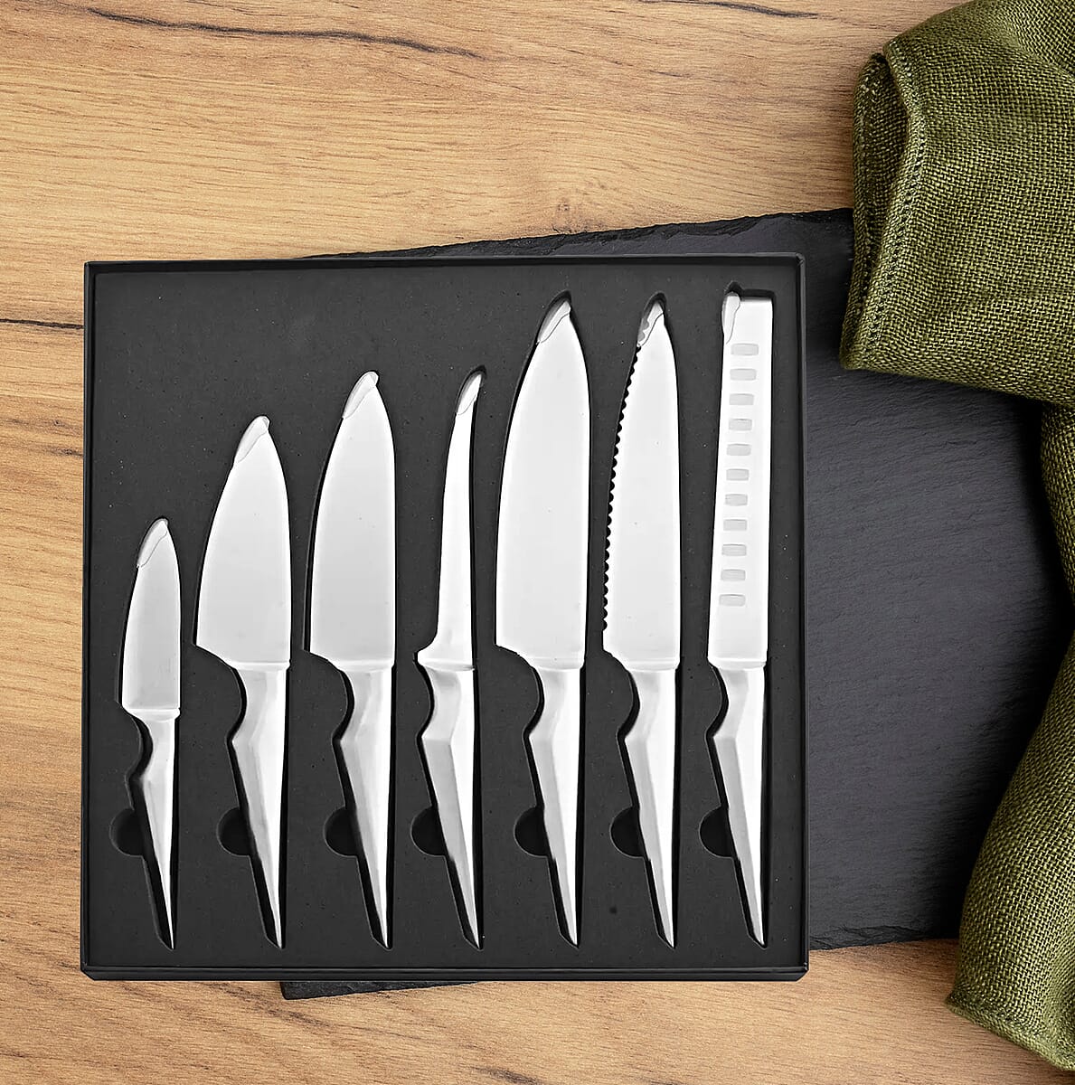 Edge of Belgravia Black 7pc Stainless Steel Chef Knife Set, Multipurpose Kitchen Knife Set of 1 Bread Knife, 2 Chef Knife, 1 Deba Knife, 1 Fish Filleting Knife, 1 Paring Knife, 1 Slicing Knife image number 5