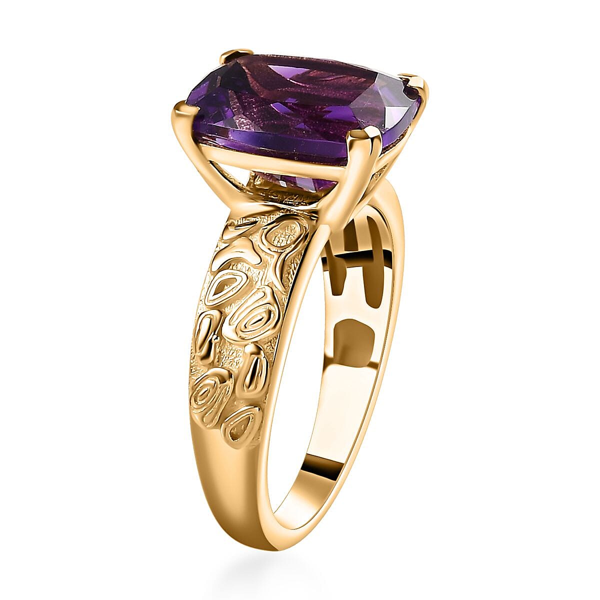 Moroccan Amethyst 4.10 ctw Solitaire Ring in Vermeil Yellow Gold Over Sterling Silver (Size 7.0)