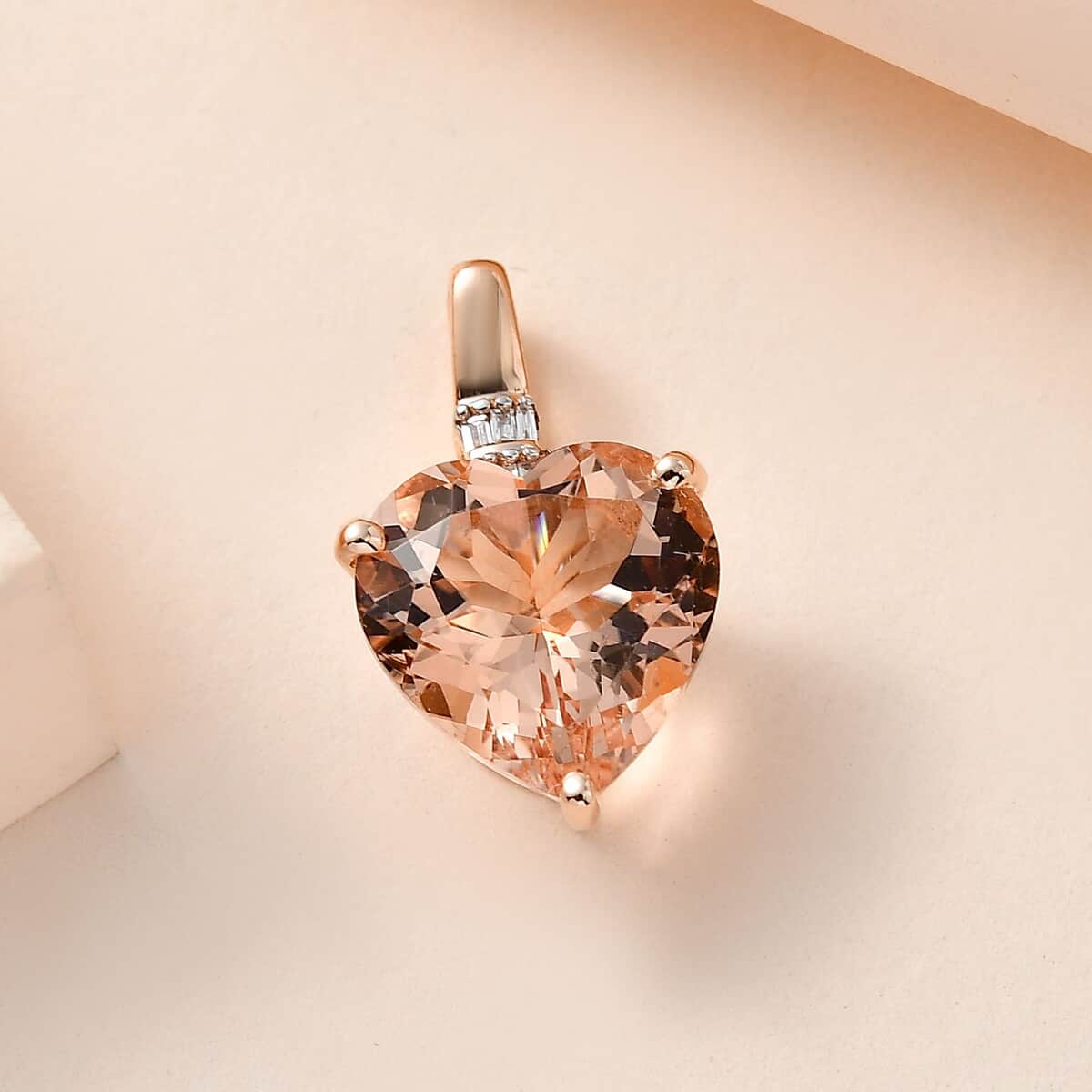 Luxoro 14K Rose Gold AAA Marropino Morganite and G-H I1 Diamond Heart Pendant 5.15 ctw image number 1