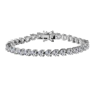 Moissanite 16.00 ctw Heart Tennis Bracelet in Platinum Over Sterling Silve (7.25 In)