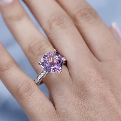 Rose De France Amethyst and Moissanite Heart Ring in Vermeil Rose Gold Over Sterling Silver (Size 10.0) 7.90 ctw