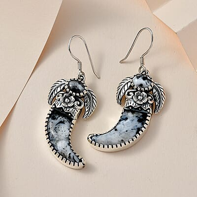 Artisan Crafted White Buffalo 23.25 ctw Bear Claw Earrings in Sterling Silver