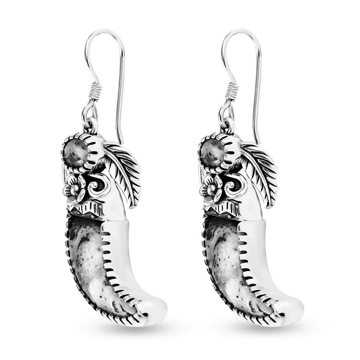 Artisan Crafted White Buffalo 23.25 ctw Bear Claw Earrings in Sterling Silver image number 3