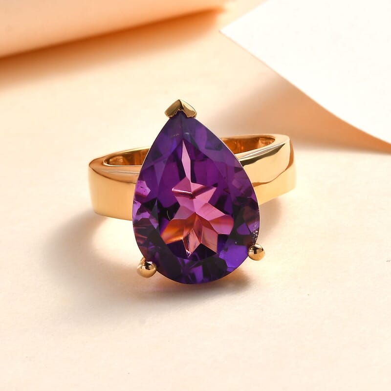 African Amethyst 10.50 ctw Solitaire Ring in Vermeil Yellow Gold Over Sterling Silver (Size 10.0)