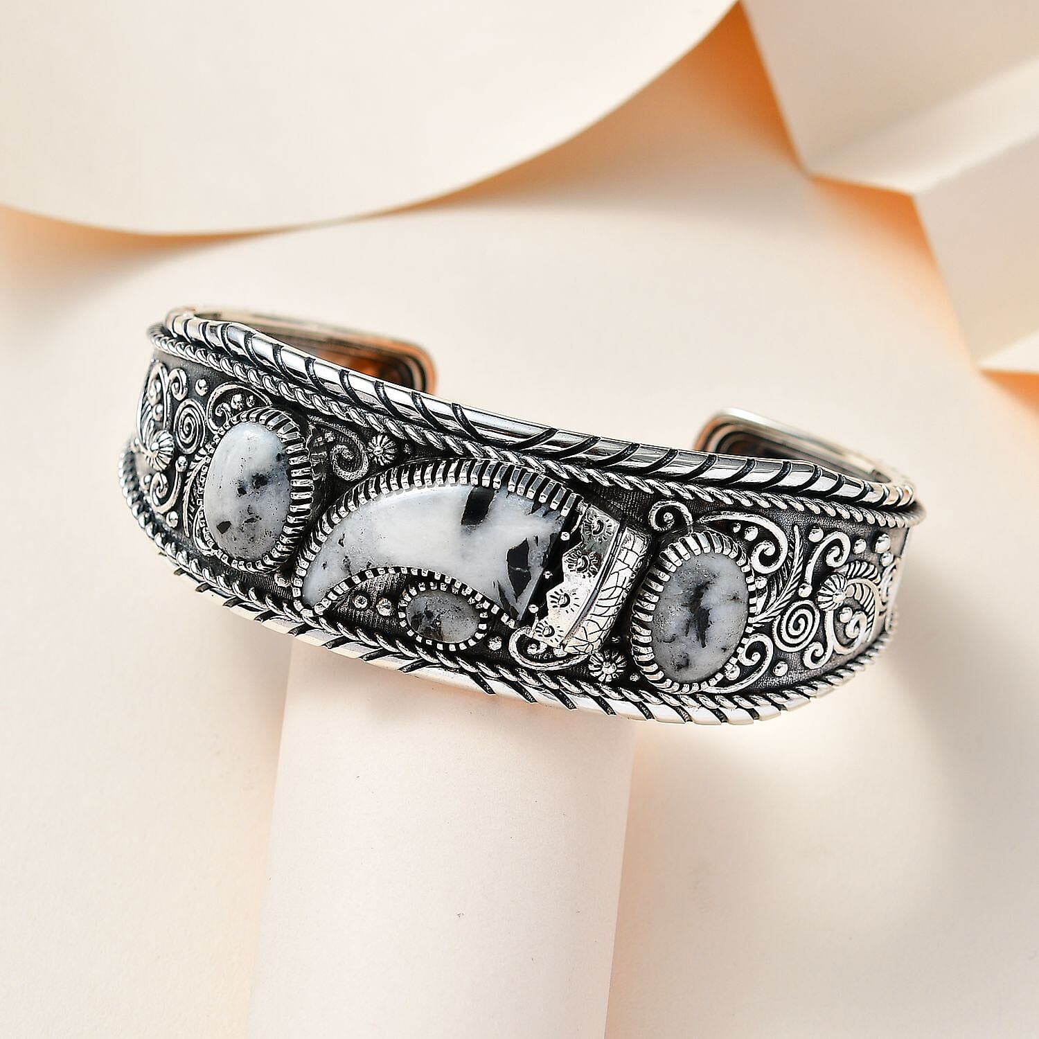 Default Title - Product card gallery slide 2 (10145227768091)