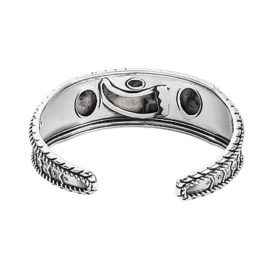 Artisan Crafted White Buffalo Bear Claw Men's Cuff Bracelet in Sterling Silver (7.25 In) 25.20 ctw