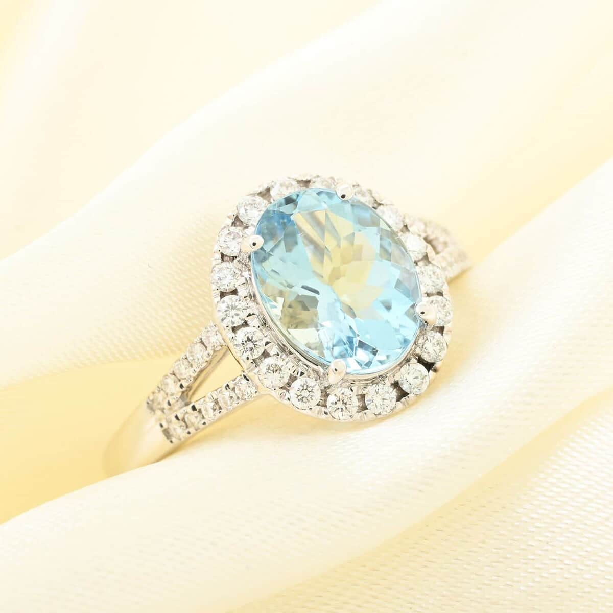 Certified & Appraised Iliana 18K White Gold AAA Santa Maria Aquamarine and G-H SI Diamond Ring (Size 10.0) 2.00 ctw image number 1