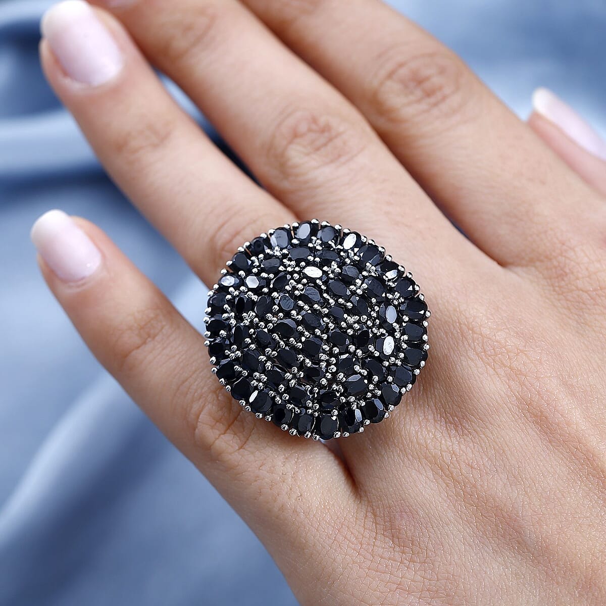 Karis Thai Black Spinel 13.40 ctw Cluster Ring in Platinum Bond (Size 5.0) image number 2