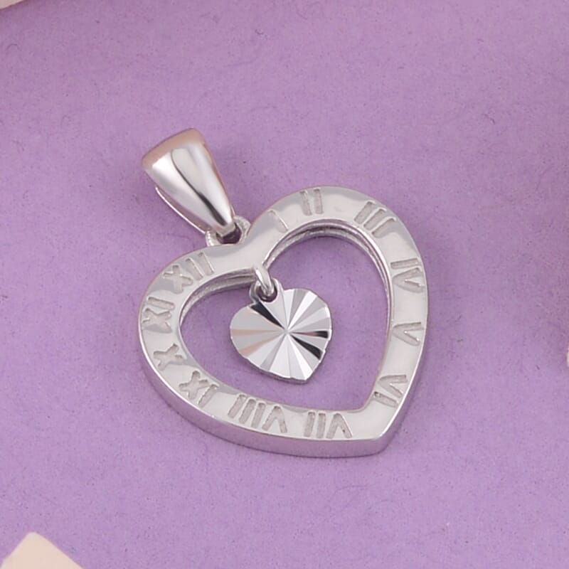 950 Platinum Heart Pendant 2.65 Grams