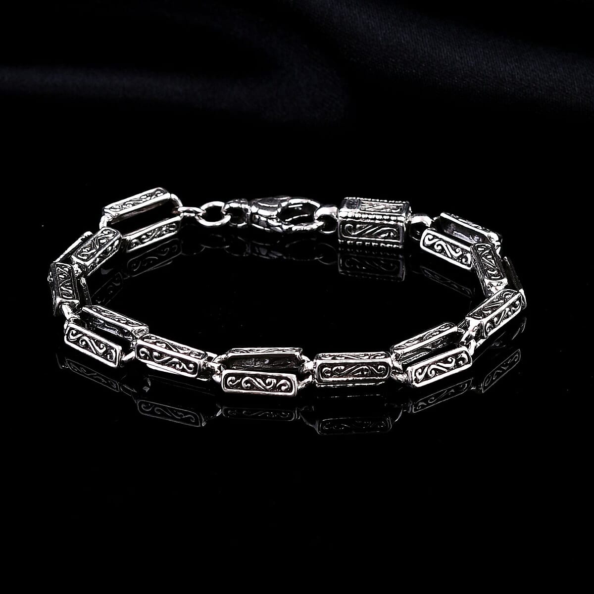 Bali Legacy Sterling Silver Engraved Rectangular Link Bracelet (7.25 In) 17 Grams image number 1