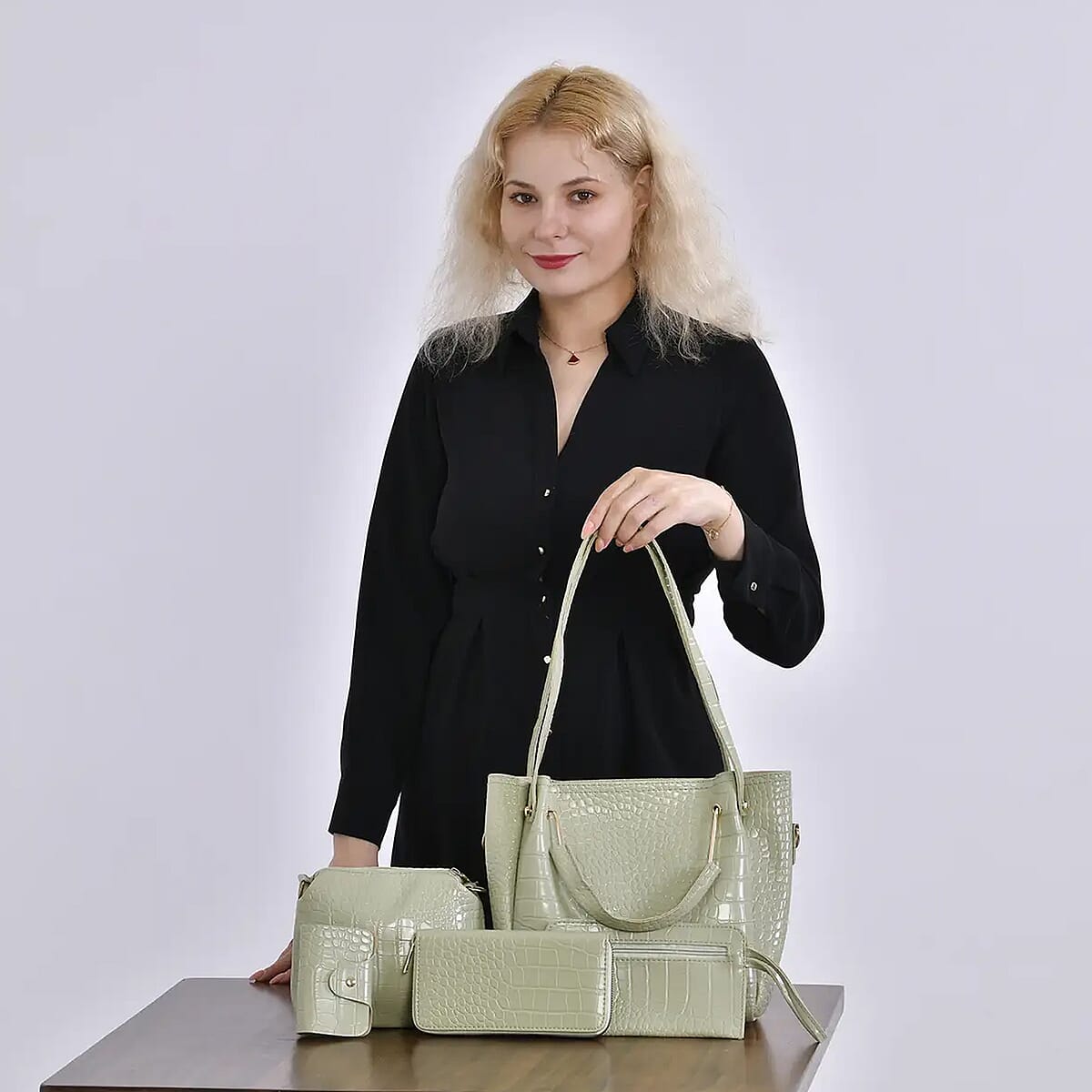 Set of 5pcs Green Crocodile Embossed Faux Leather Tote Bag, Crossbody Bag, Wrist Pouch, Wallet and Card Holder image number 1