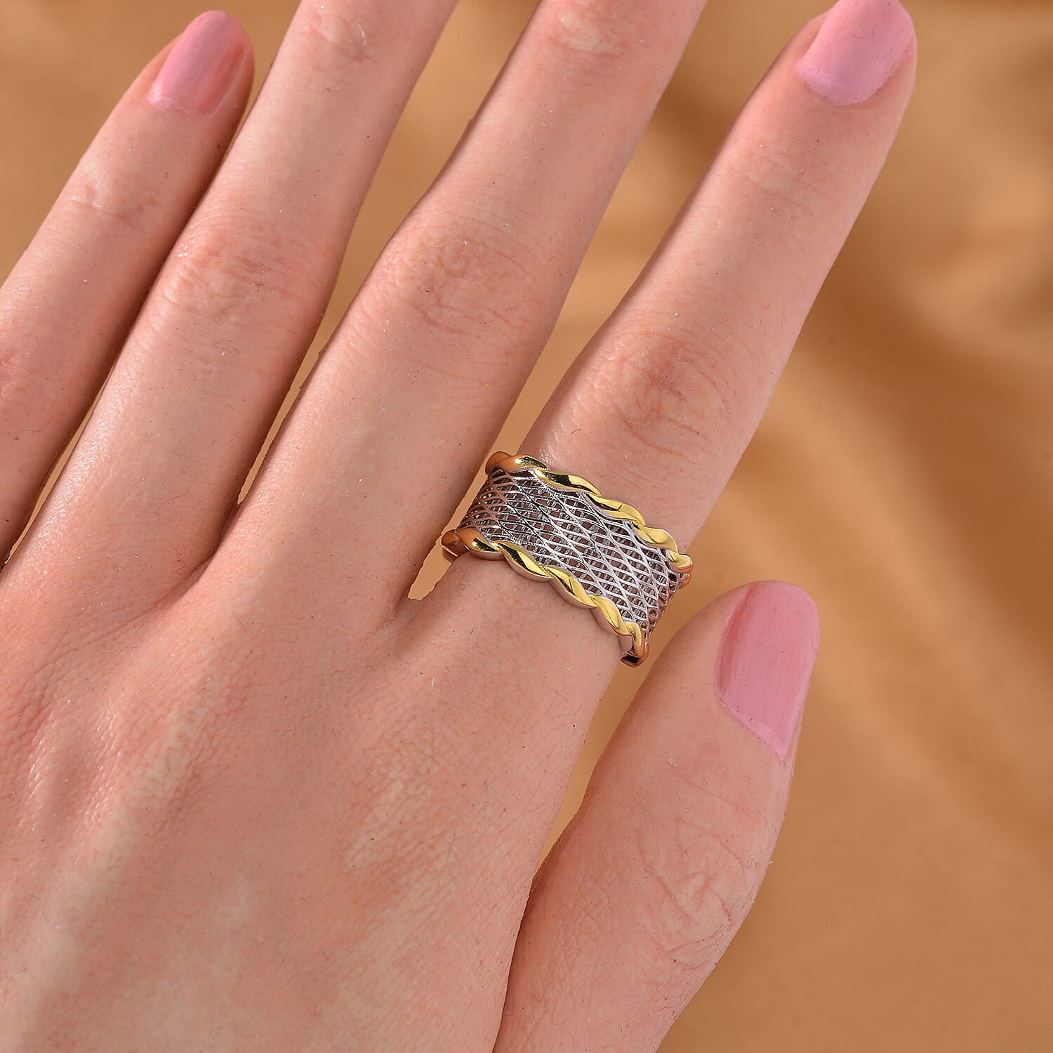 14K Yellow Gold Over and Rhodium Over Sterling Silver Ring (Size 10.0) 3 Grams