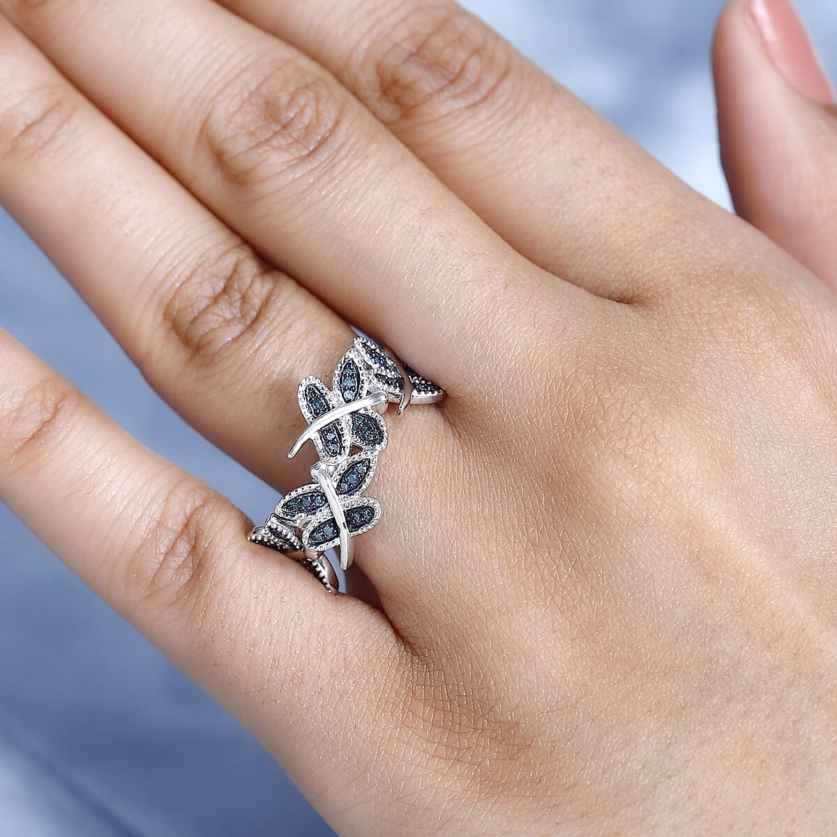 Blue Diamond Ring in Platinum Over Sterling Silver (Size 10.0) 0.25 ctw image number 2