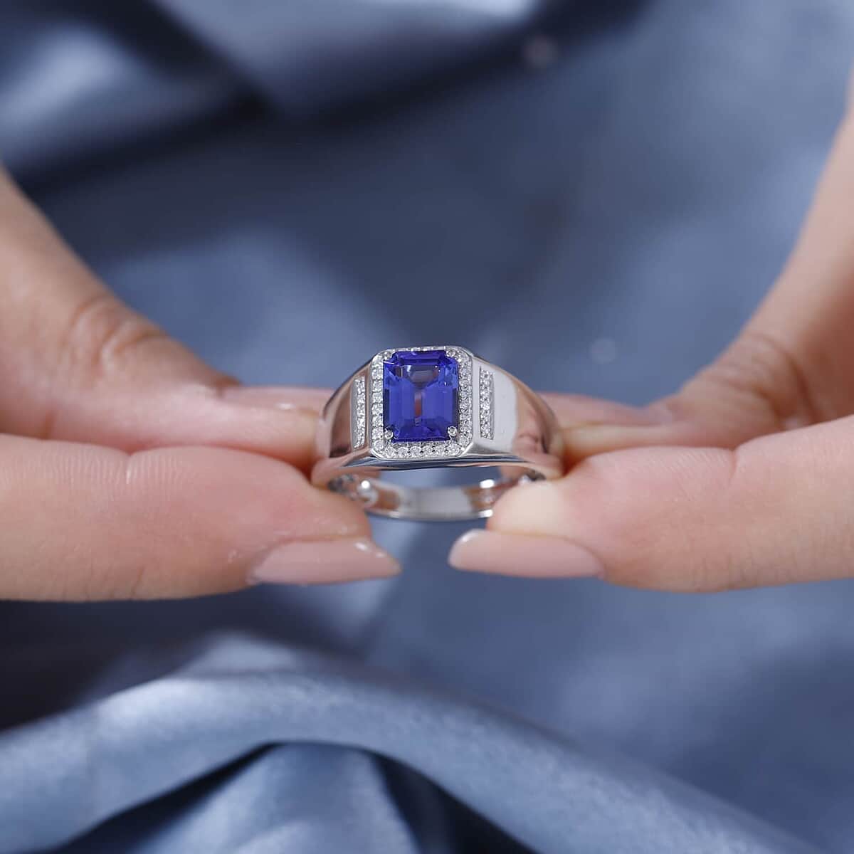 Rhapsody AAAA Tanzanite and E-F VS2 Diamond 2.75 ctw Men's Ring in 950 Platinum (Size 10.0) 10.90 Grams image number 2