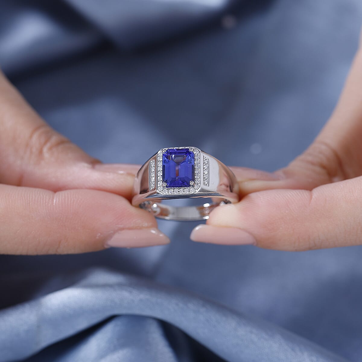 Rhapsody AAAA Tanzanite and E-F VS2 Diamond 2.75 ctw Scarlet Sentinel Ring in 950 Platinum (Size  13.0) 10.90 Grams image number 2