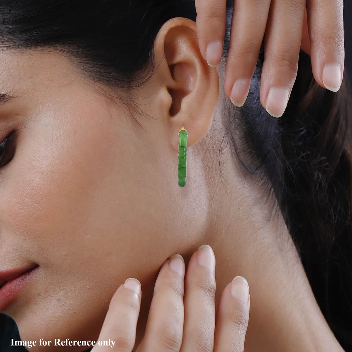 Green Jade (D) Carved Hoop Earrings in 14K YG Over Sterling Silver 80.00 ctw image number 2