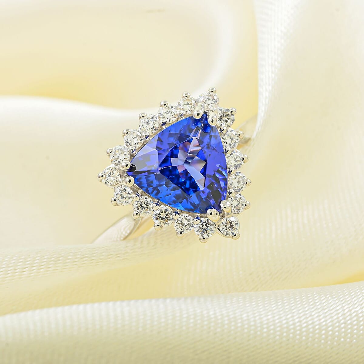 Certified & Appraised Rhapsody 950 Platinum AAAA Tanzanite and E-F VS Diamond Ring (Size 7.5) 6.24 Grams 2.10 ctw image number 1