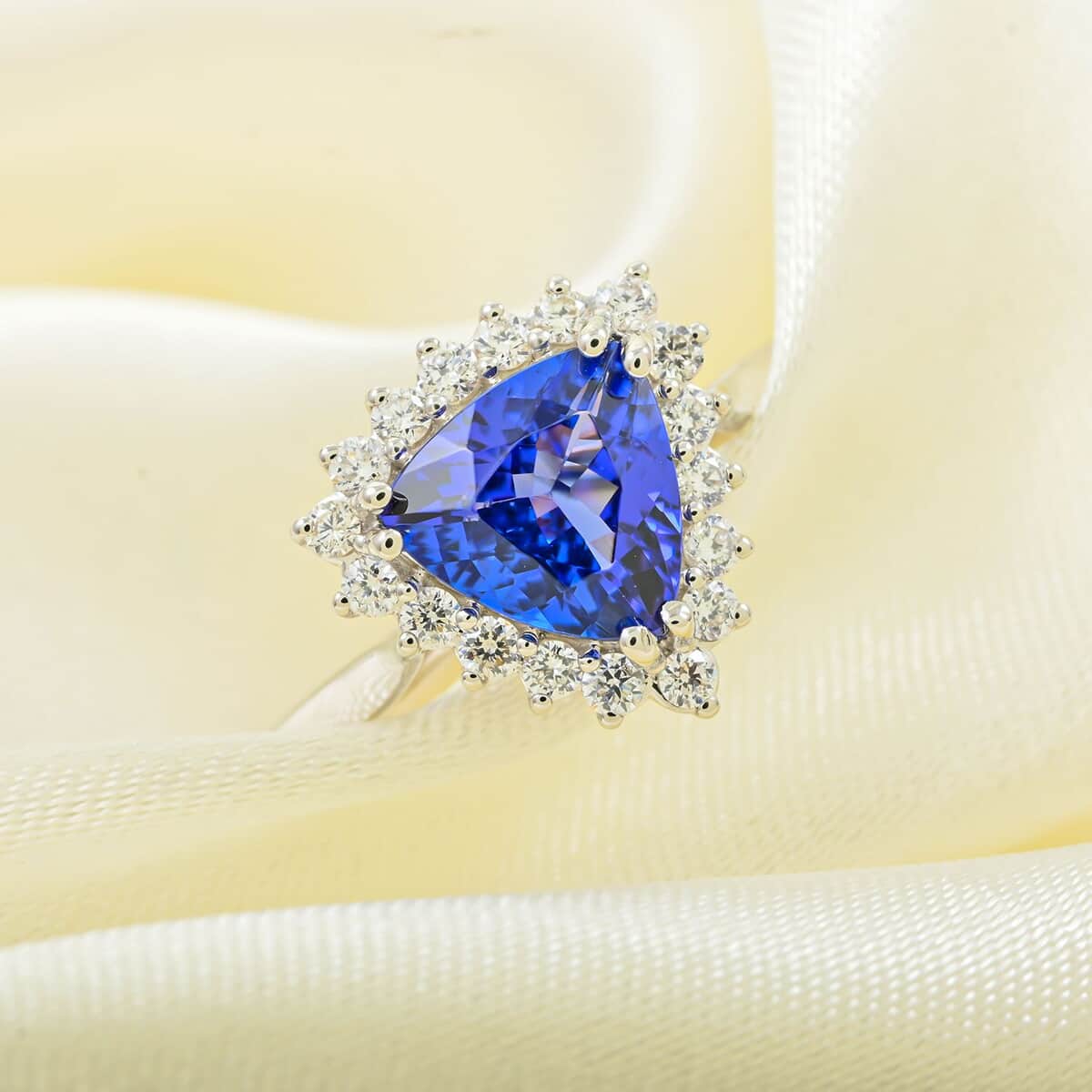 Certified & Appraised Rhapsody 950 Platinum AAAA Tanzanite and E-F VS Diamond Ring (Size 8.0) 6.24 Grams 2.10 ctw image number 1