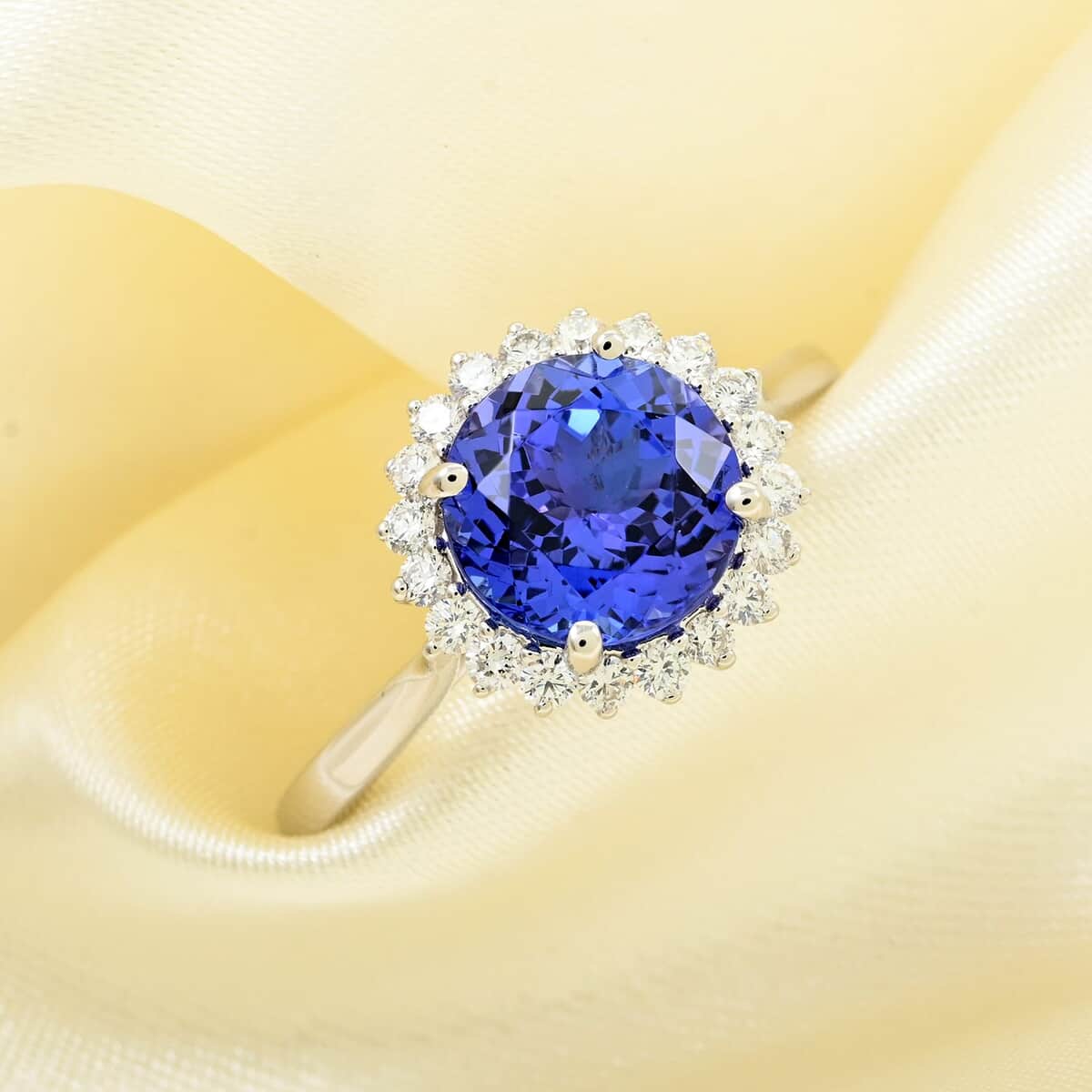 Certified & Appraised Rhapsody AAAA Tanzanite and E-F VS Diamond 3.50 ctw Ring in 950 Platinum (Size 10.5) 6 Grams image number 1