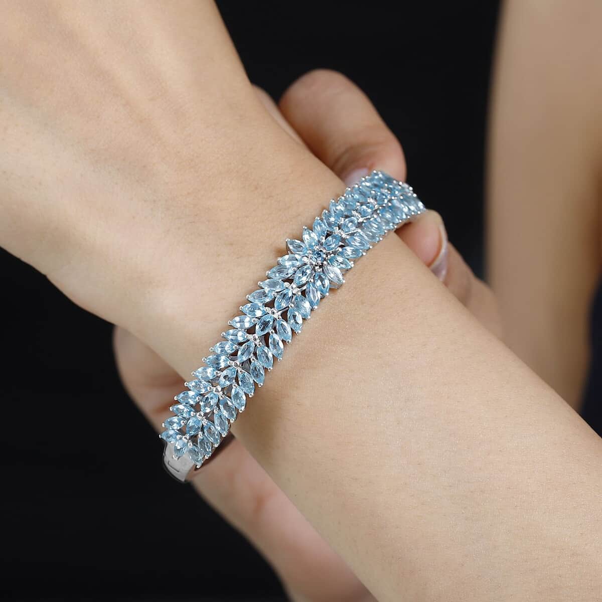 Betroka Blue Apatite Floral Spray Bangle Bracelet in Platinum Over Sterling Silver (7.25 In) 12.35 ctw image number 2