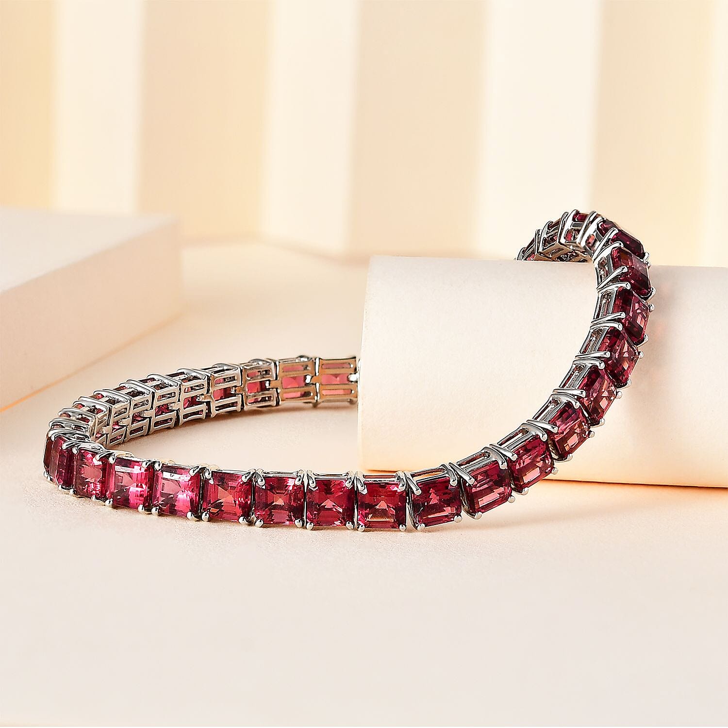 Default Title - Product card gallery slide 2 (9432001085695)