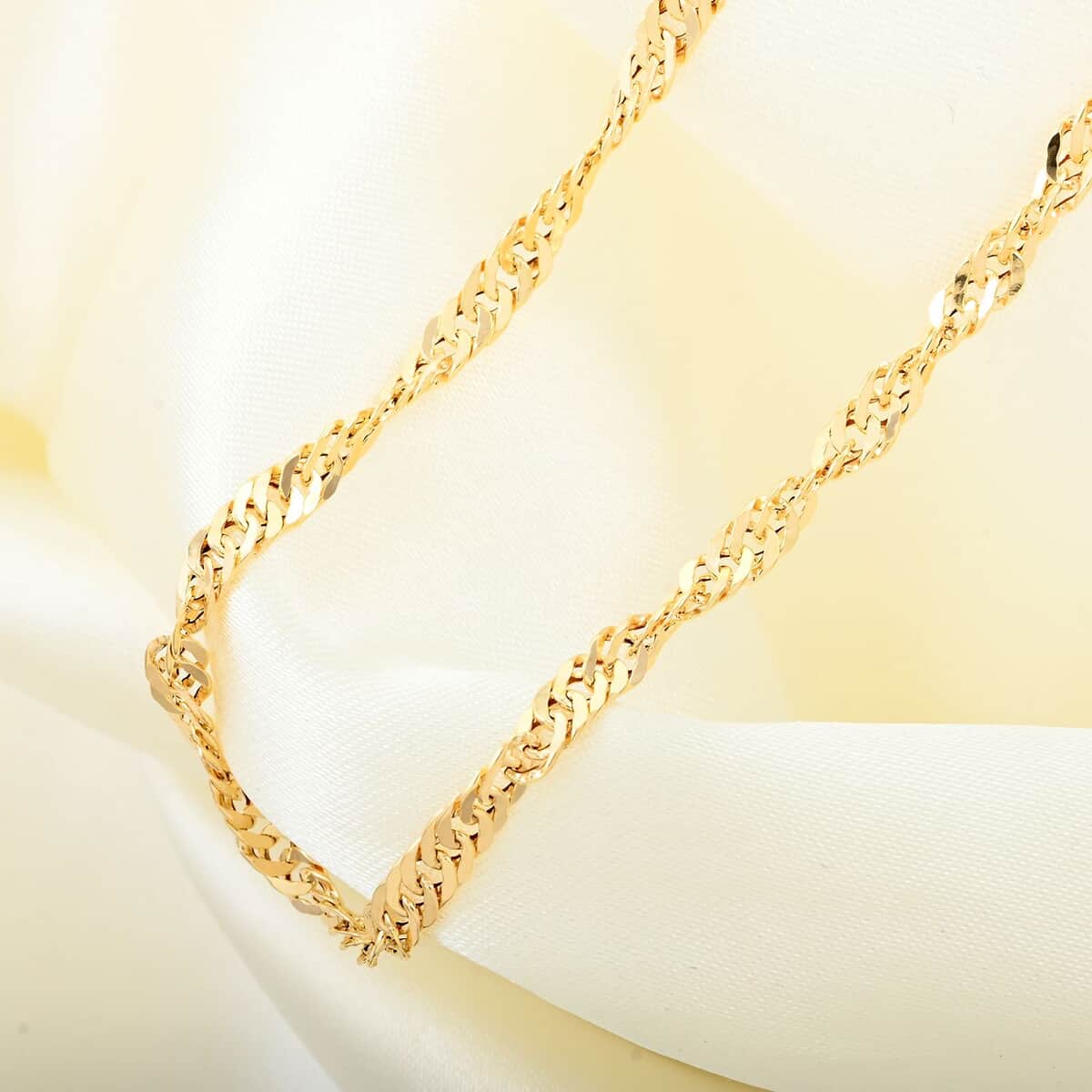 Bella Singapore Italian 10K Yellow Gold Chain Necklace 22 Inches 2.89 Grams image number 1