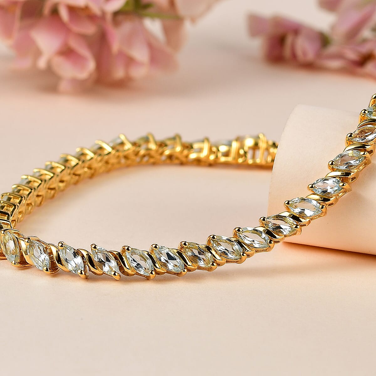 Premium Sky Blue Topaz Tennis Bracelet in Vermeil Yellow Gold Over Sterling Silver (6.50 In) 9.40 ctw image number 1