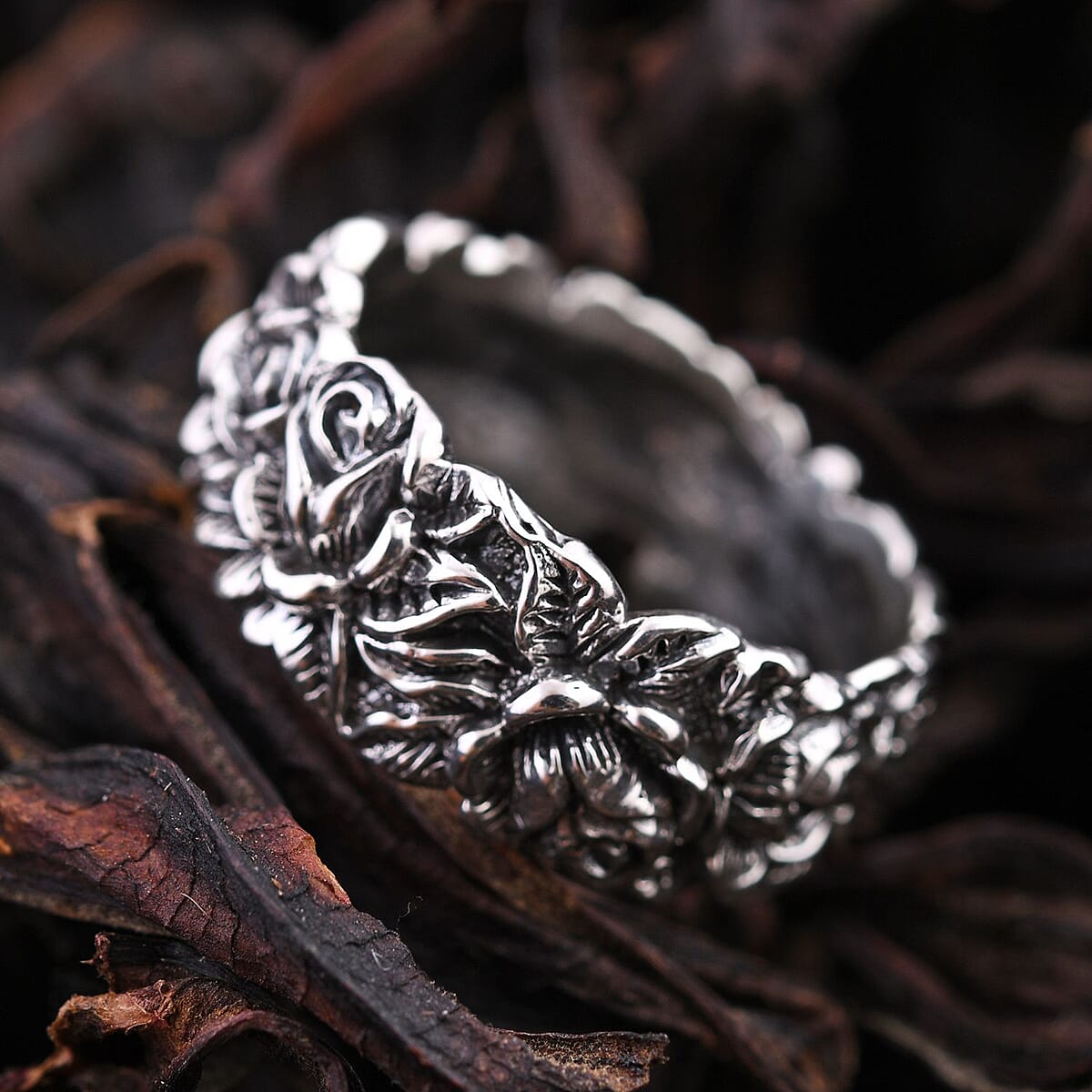 Bali Legacy Sterling Silver Flower Band Ring (Size 10.0) 4.70 Grams image number 1