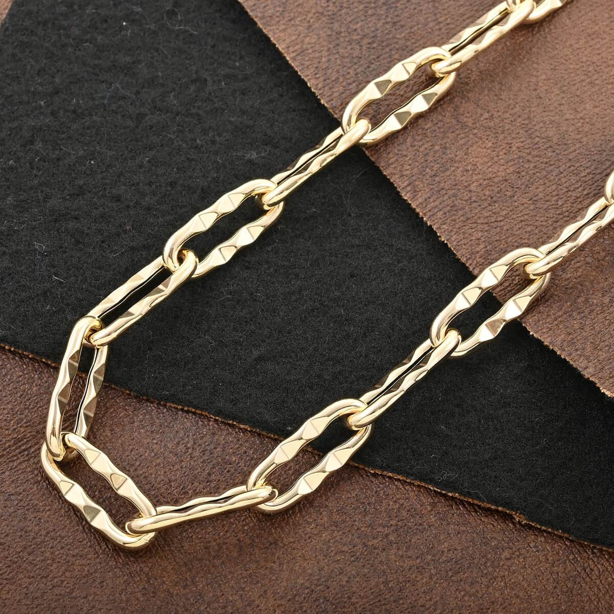 Onda d'oro Italian 10K Yellow Gold 8.2mm Chain Necklace 18-20 Inches 11.92 Grams image number 1