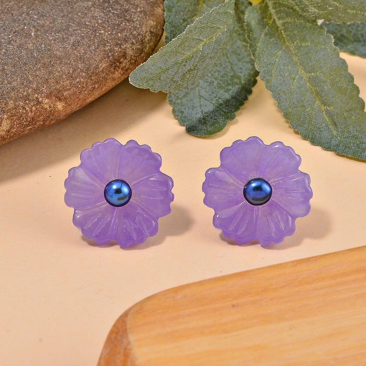 Purple Jade (D) Carved Flower and Peacock Freshwater Cultured Pearl Floral Stud Earrings in Rhodium Over Sterling Silver 25.00 ctw image number 1