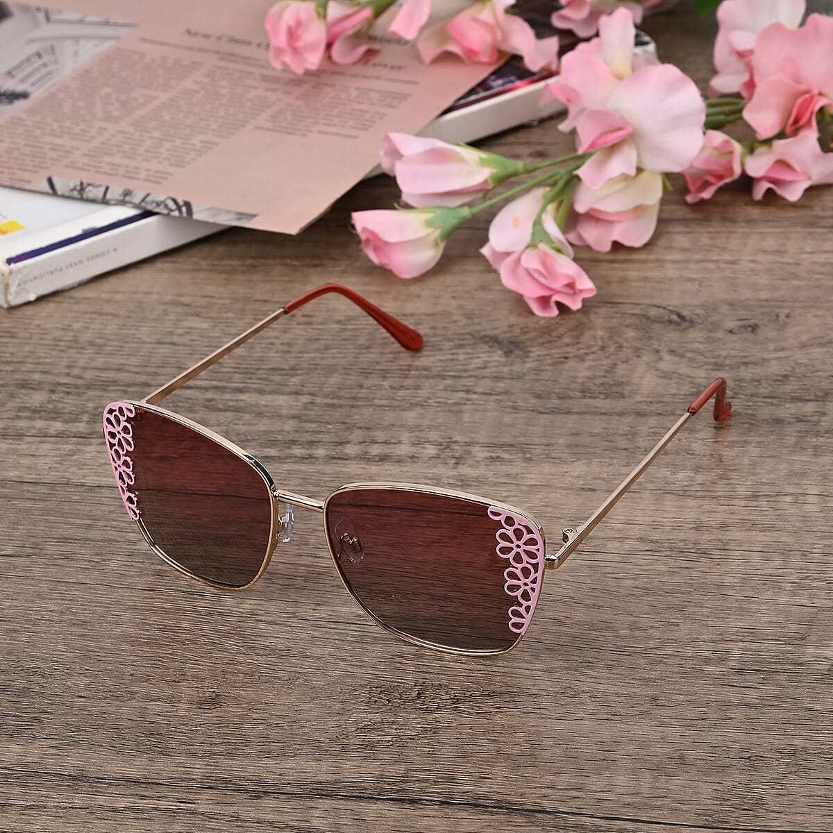 Flower Design UV400 Polarized Sunglass with Storage Bag- Pink image number 1