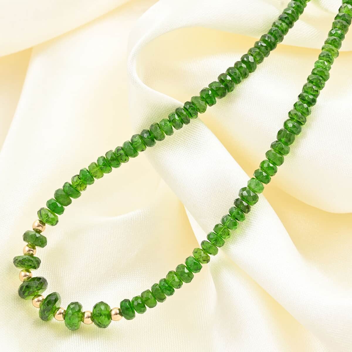 Luxoro AAA Chrome Diopside 80.00 ctw Beaded Necklace in 14K Yellow Gold (18-20 Inches) image number 1