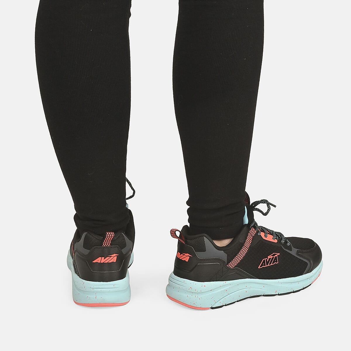 Avia Black and Orange Canyon 2.0 Women's Tennis Shoe (Size 8.00) image number 1